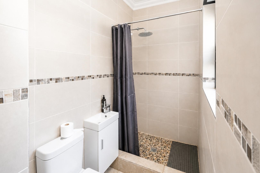 4 Bedroom Property for Sale in Ifafi North West